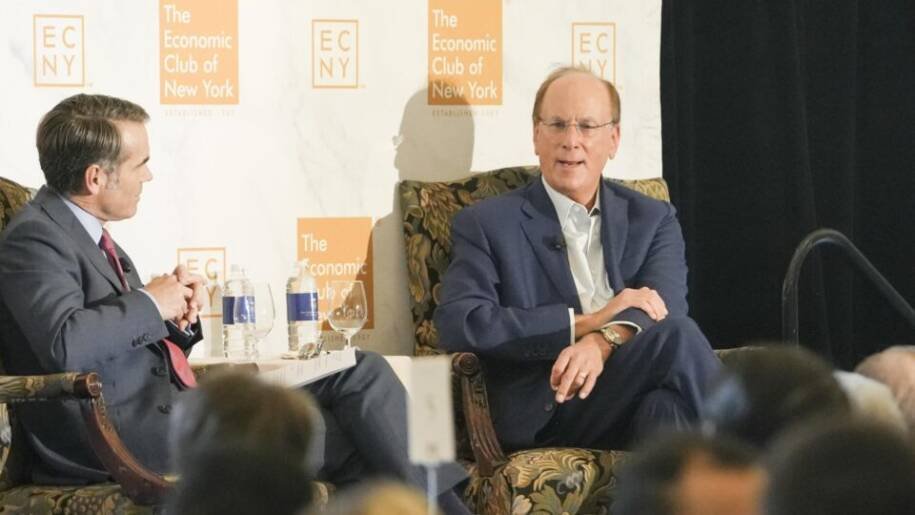 Larry Fink, CEO da BlackRock, elogia o Pix e critica investigação de Trump