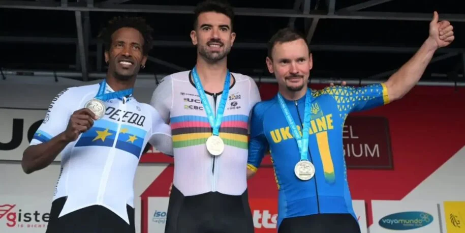 Lauro Chaman conquista ouro na Bélgica e Brasil brilha na Copa do Mundo