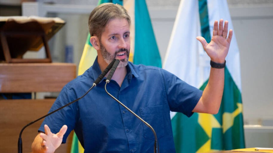Leandro Grass é definido como pré-candidato do PT ao governo do DF e gera tensão