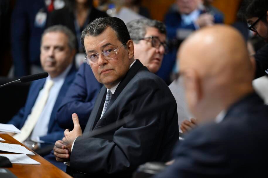 Líder do MDB propõe código de conduta e inclui regras para ministros do STF