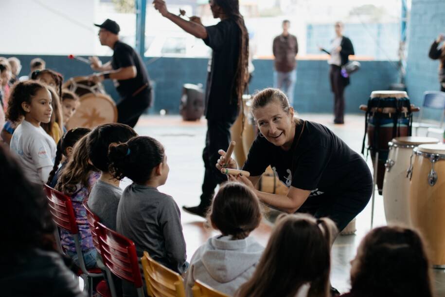 Luciano Candemil leva Projeto Percussão Catarina a 300 alunos em Itajaí