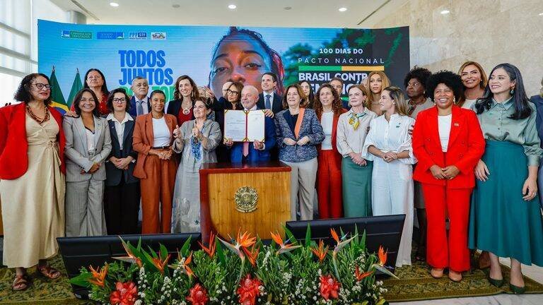 Lula anuncia medidas após 100 dias do Pacto Nacional Brasil Contra o Feminicídio
