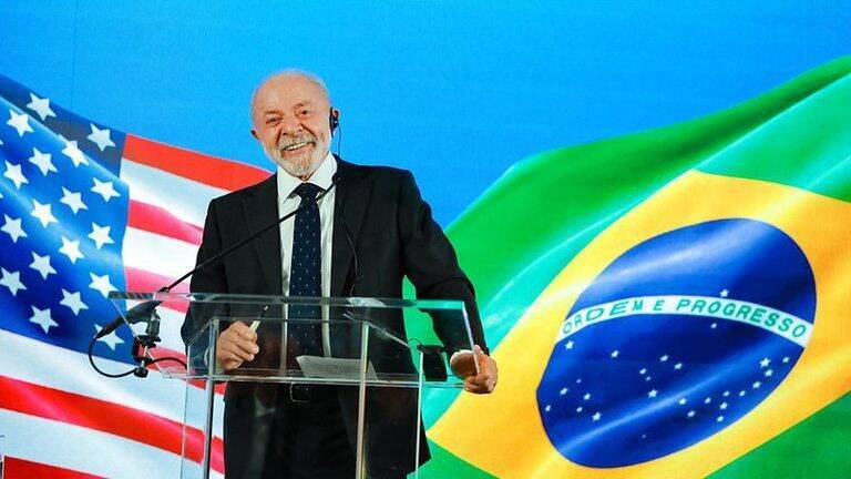 Lula e Trump discutem comércio e segurança em reunião histórica na Casa Branca