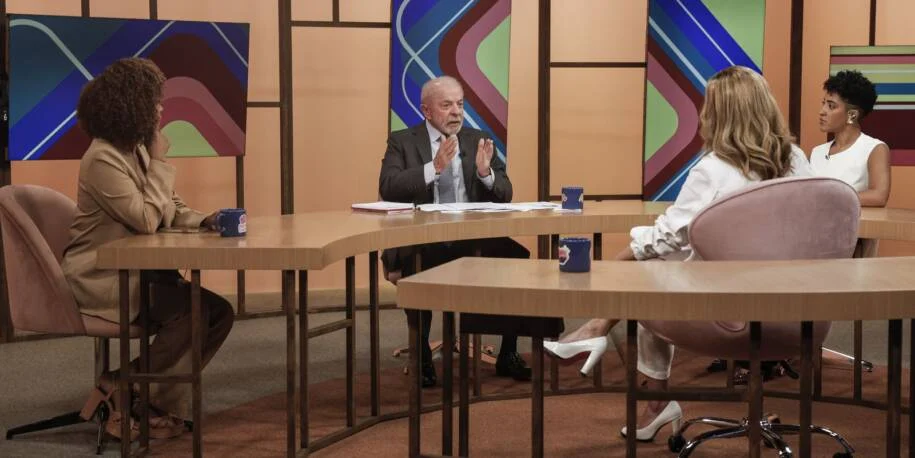 Lula intensifica fiscalização e garante subvenção para gasolina em meio a crise
