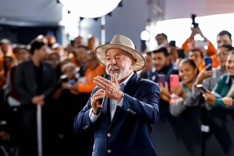 Lula lança crédito especial para motoristas e destaca Enic em São Paulo