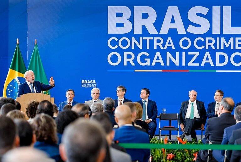 Lula lança Programa Brasil Contra o Crime Organizado com R$ 1,06 bilhão para 2026
