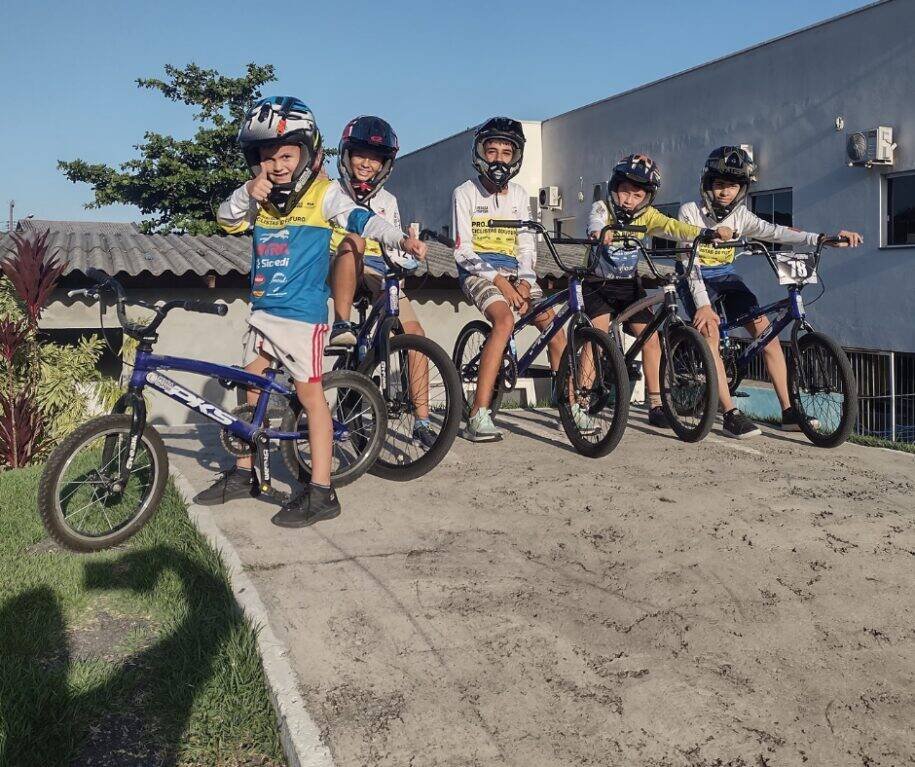 Márcio João Serpa comemora repasse de R$ 729.736 para BMX Racing em Itapema