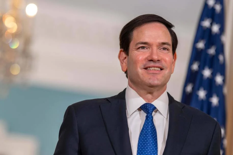 Marco Rubio viaja à Itália e se encontra com o papa Leão XIV em meio a tensões