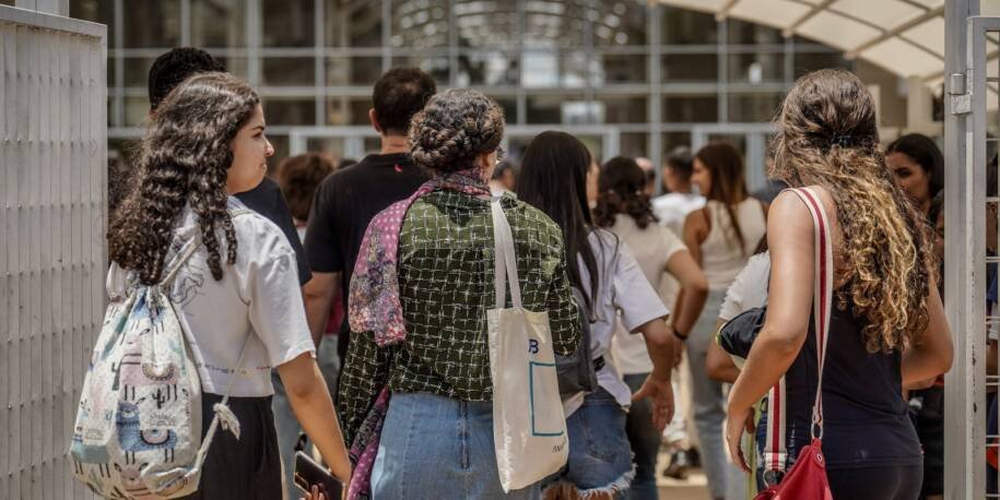 Ministério da Gestão autoriza nomeação de 172 aprovados do CNU 2025 e gera expectativa
