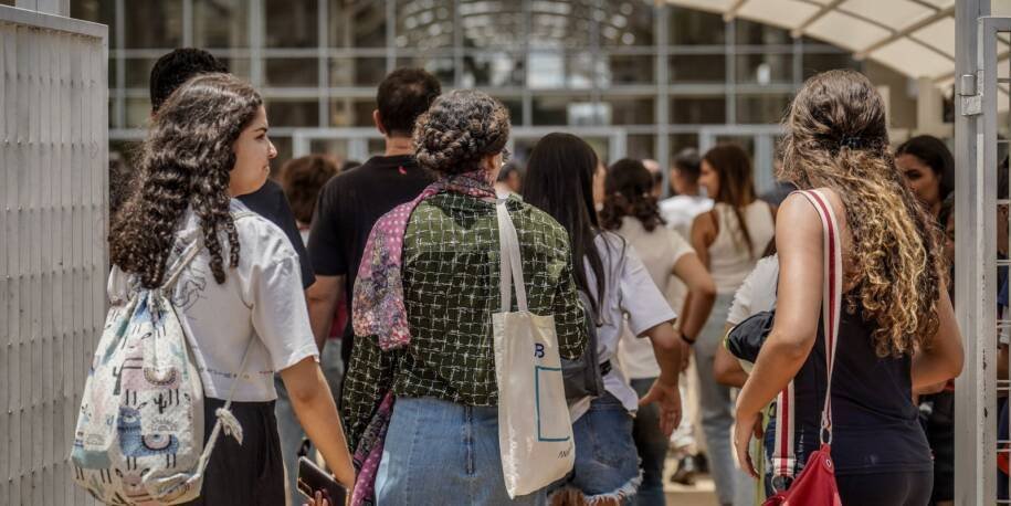 Ministério da Gestão autoriza nomeação de 172 aprovados do CNU 2025 e gera expectativa