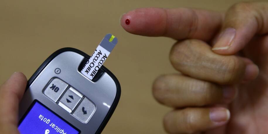 Ministério da Saúde ignora brasileiros com diabetes e gera protestos sobre tecnologias