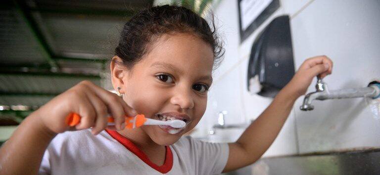 Ministério da Saúde promove Dia B e mobiliza Brasil contra cárie infantil