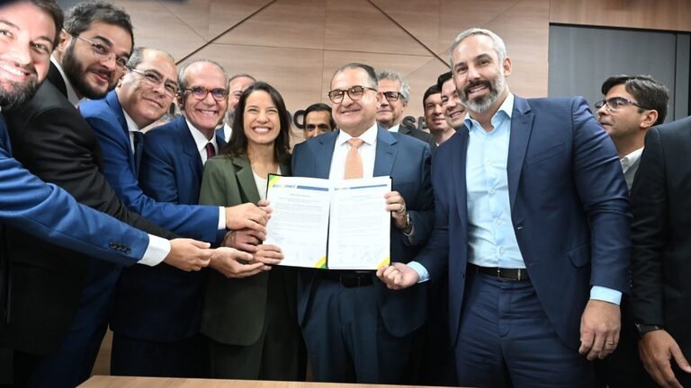 Ministério dos Transportes e DNIT anunciam R$ 473 milhões em obras em PE