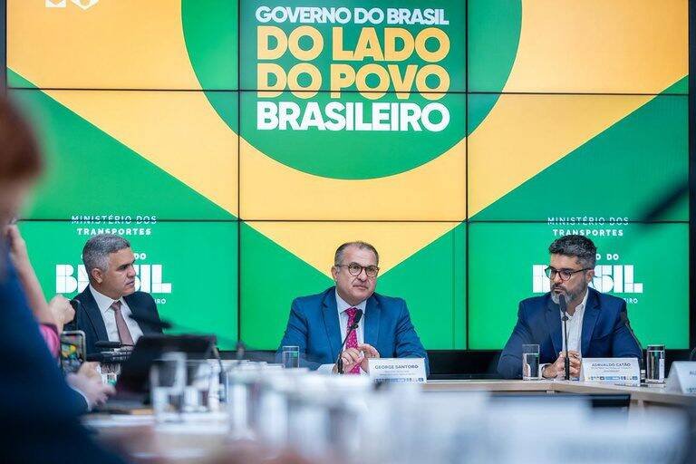 Ministério dos Transportes lança nova jornada que revoluciona formação de condutores