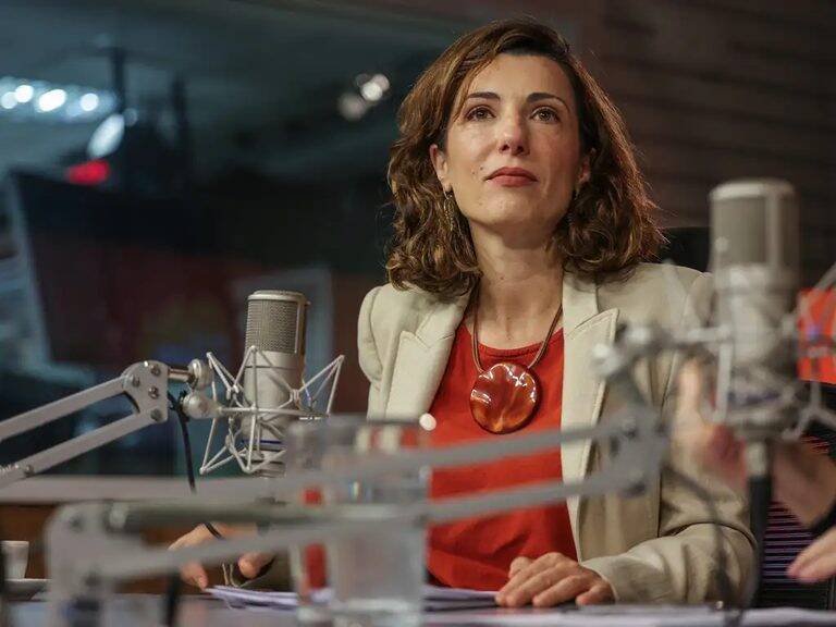 Ministra Fernanda Machiaveli anuncia entrega de 400 mil títulos até 2026