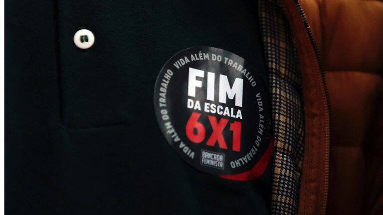 Ministra Márcia Lopes alerta sobre jornada 6x1 que afeta mulheres negras e periféricas