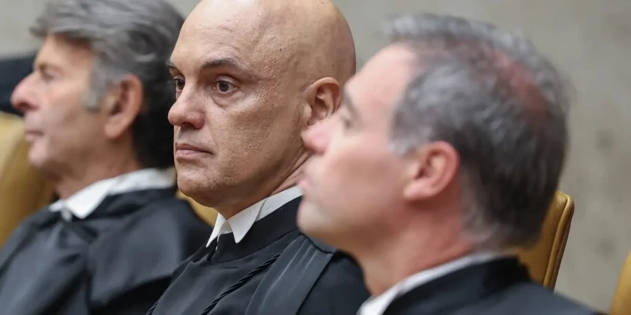 Ministro Alexandre de Moraes suspende Lei da Dosimetria e gera tensão no STF