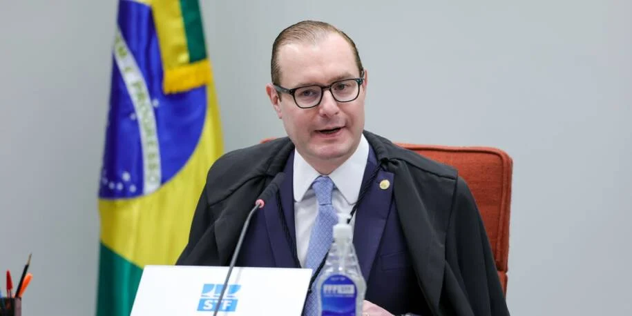 Ministro Cristiano Zanin determina que STF julgará venda de sentenças no STJ