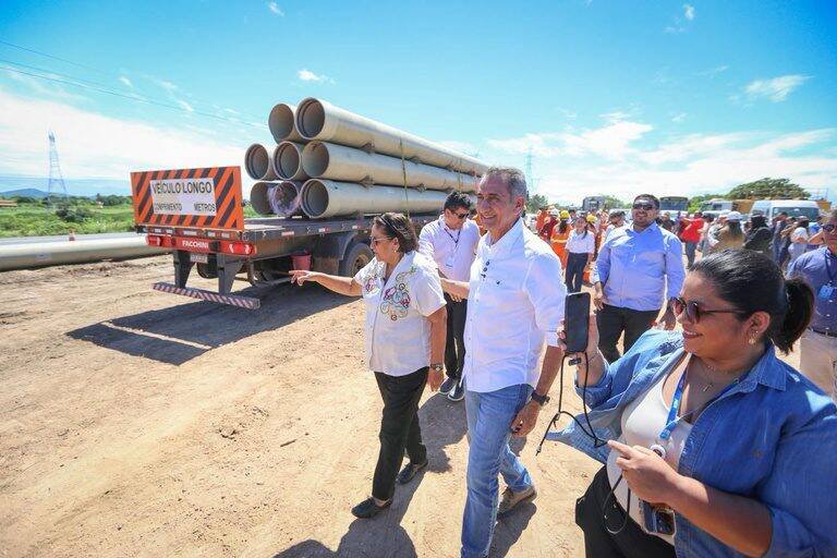 Ministro Waldez Góes acelera obras da Adutora do Agreste e promete água para 510 mil