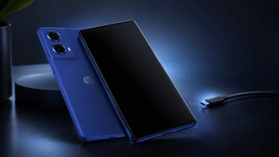 Motorola alerta: celular pode não ligar por bateria zerada ou danos físicos!