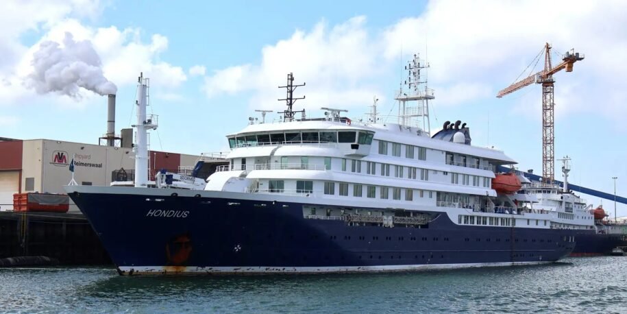 MV Hondius é retirado de Cabo Verde após surto de hantavírus com mortes confirmadas