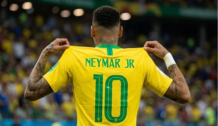 Neymar assume a 10 da Seleção e iguala Pelé em Copas do Mundo, tensão no ar!