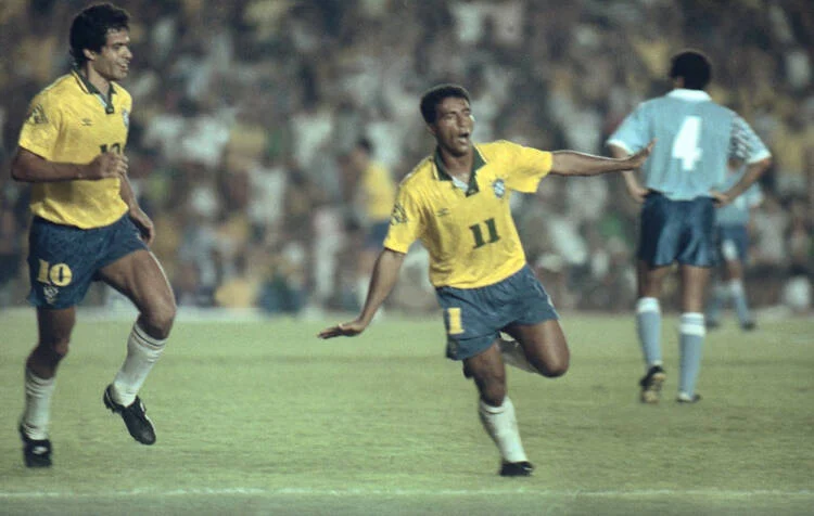 Neymar sofre lesão na panturrilha e pode repetir drama de Romário em 1998