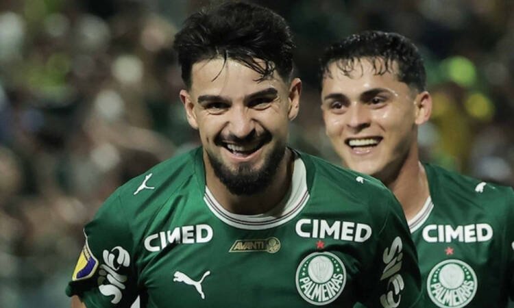 Palmeiras e Santos empatam em clássico tenso com gol anulado e volta de Paulinho