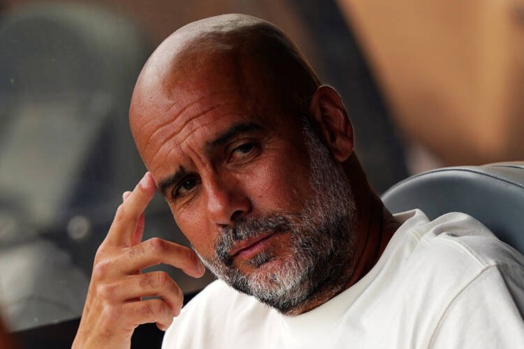 Pep Guardiola deixa o Manchester City após 10 anos e se torna embaixador