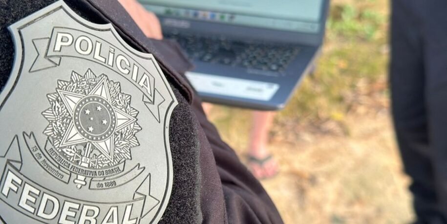 Polícia Federal desmantela esquema de tráfico internacional de drogas no Rio