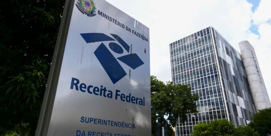 Receita Federal registra arrecadação recorde de R$ 278,8 bilhões em abril