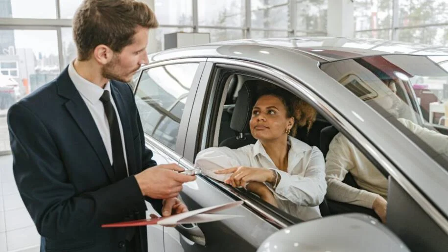 Receita Federal revela quem pode ter isenção de imposto na compra de carro 0km