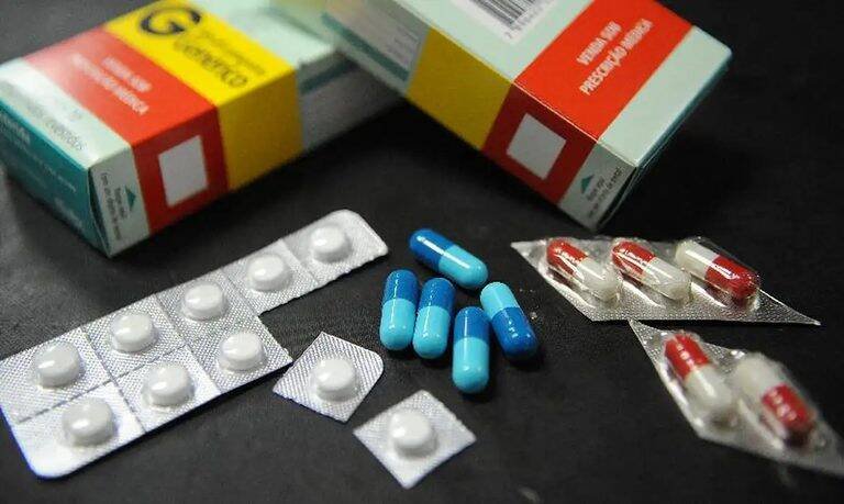 Rede HU Brasil alerta: Nove em cada dez brasileiros se automedicam e correm riscos