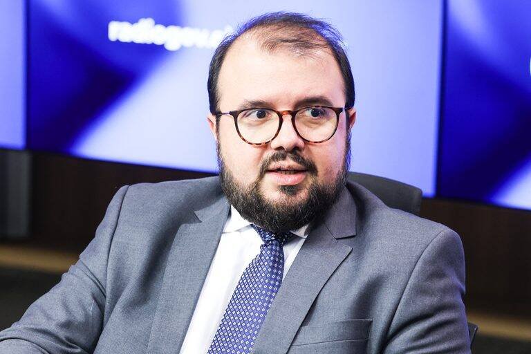 Regis Dudena anuncia Novo Desenrola Brasil com descontos de até 90% nas dívidas