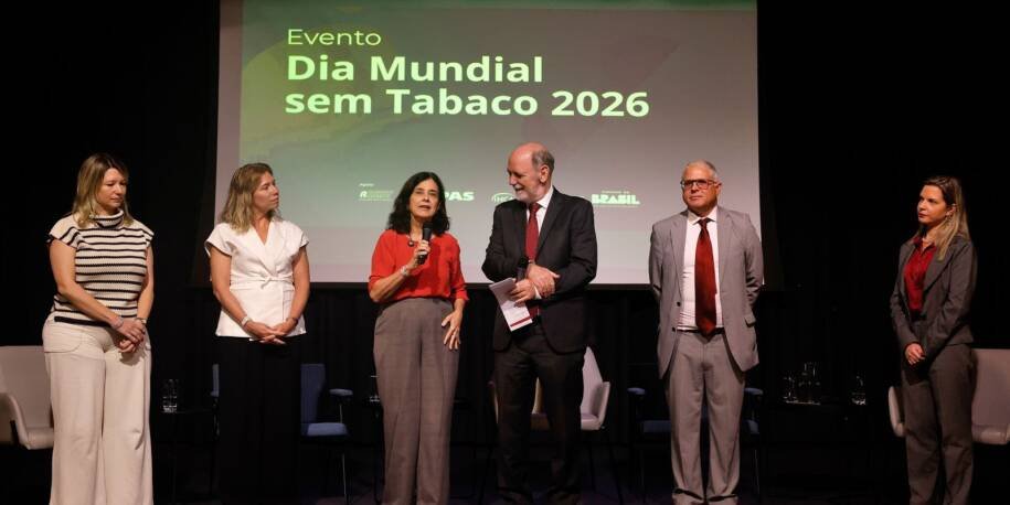 Roberto Gil alerta para riscos de cigarros aromatizados entre jovens no Brasil