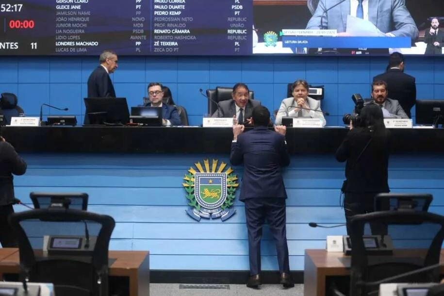 Roberto Razuk perde mandato e deixa Assembleia após condenação e fraude