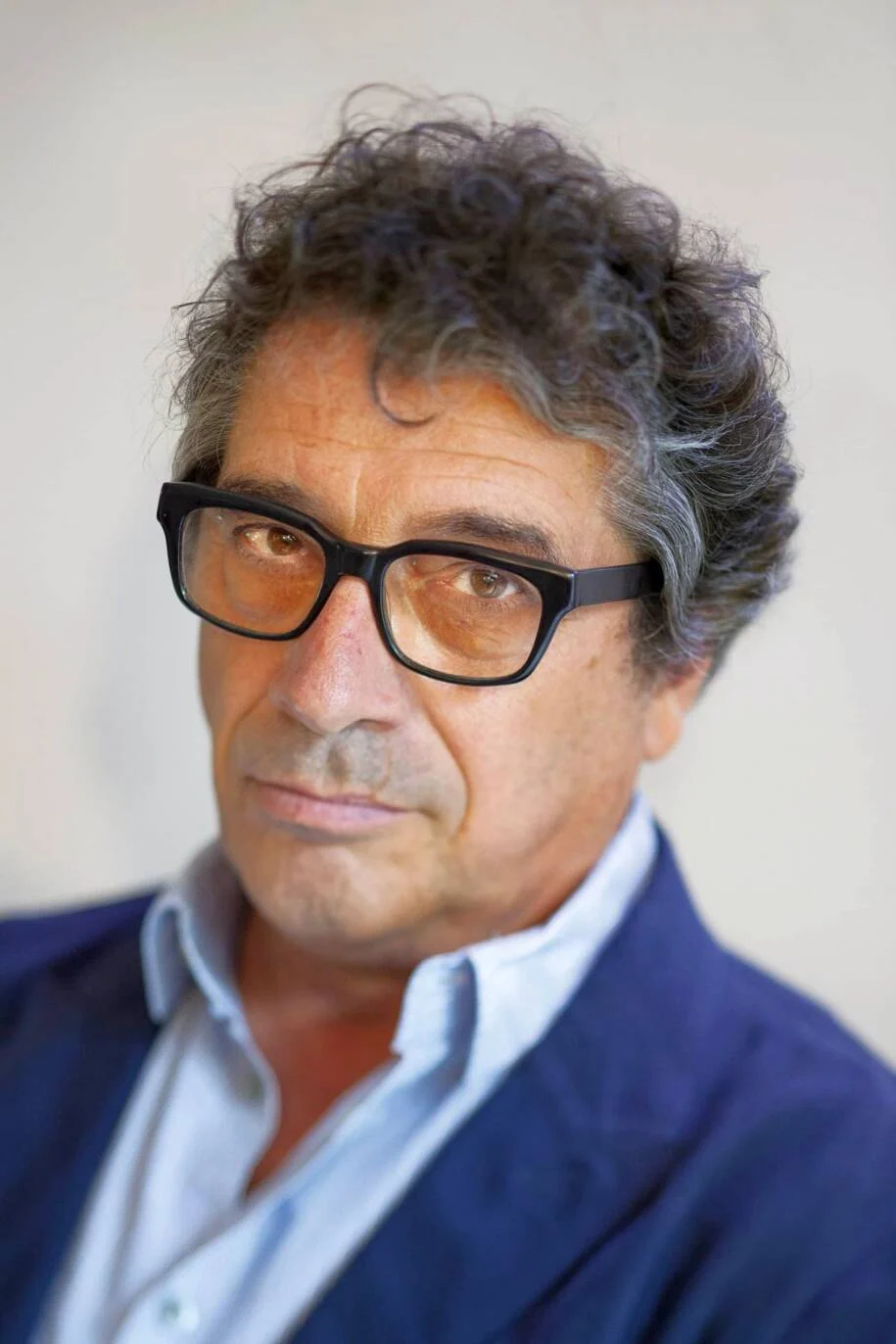 Sandro Veronesi revela incertezas enquanto Feira do Livro atrai atenção nacional