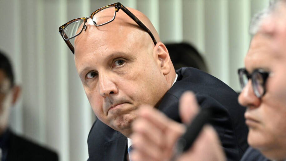 Senado aprova prestação de contas semestrais para presidente da CVM Otto Lobo