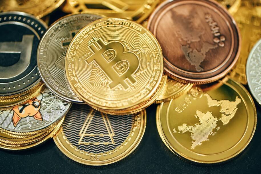 Senado dos EUA avança com projeto de regras para criptomoedas e gera tensão no mercado