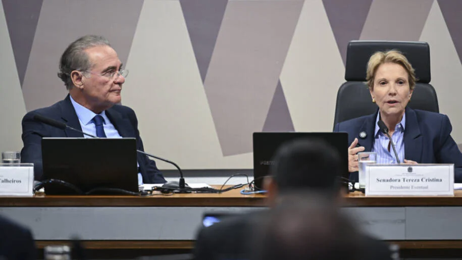 Senador Renan Calheiros aprova PL 5.122/2023 para renegociar dívidas rurais, mas governo reage