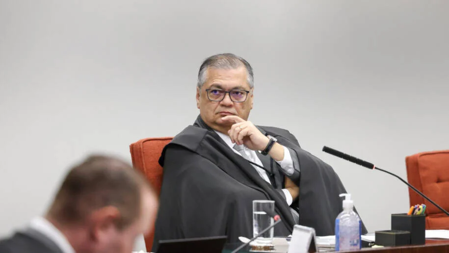 STF aprova ampliação de repasse à CVM e retira poder de retenção do governo Lula