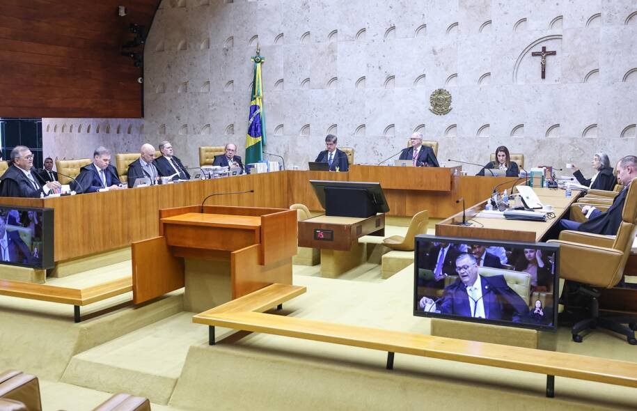 STF julga transparência salarial enquanto Bolsonaro se recupera de cirurgia