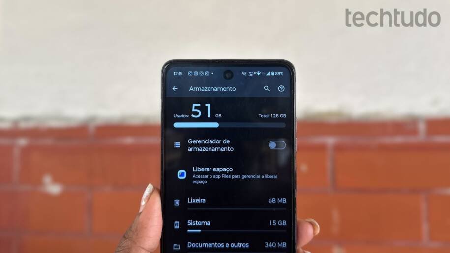 TechTudo revela 8 erros que destroem o desempenho do celular rapidamente