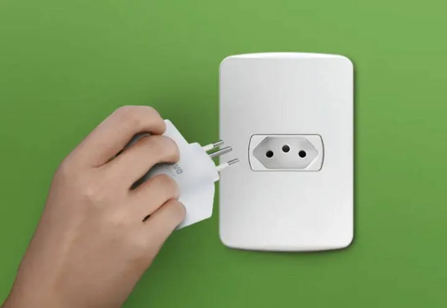 TechTudo revela que chuveiro elétrico consome igual em 110V e 220V: entenda!