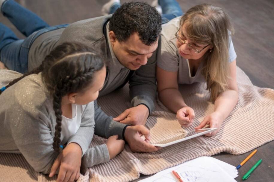 Thatiana Schaucoski destaca como famílias podem transformar a educação escolar