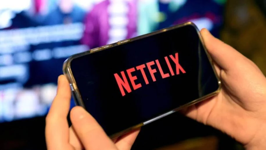 TJMG autoriza Netflix a cobrar R$ 12,90 por assinante extra e gera polêmica