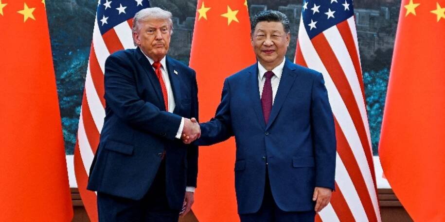 Trump e Xi Jinping firmam acordos 'preliminares' em reunião tensa em Pequim