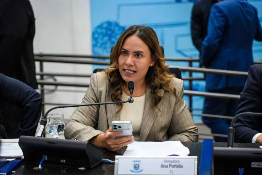 Vereadora Ana Portela do PL enfrenta investigação de nepotismo após denúncia