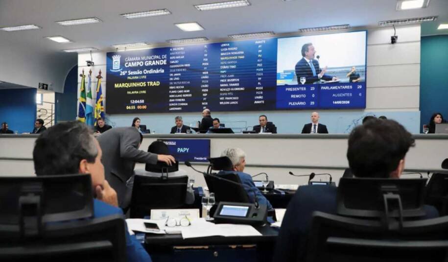 Vereadores Rafael Tavares e André Salineiro aprovam PL que ameaça saúde pública em Campo Grande