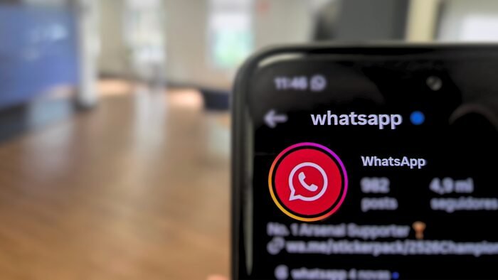 WhatsApp muda logo para vermelho e celebra título do Arsenal após 22 anos